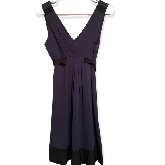 BCBGMaxAzria | Dresses | Bcbgmaxazria Dress Sleeveless Navy Black Petite |  Poshmark